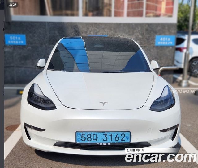 Tesla Model 3 2022