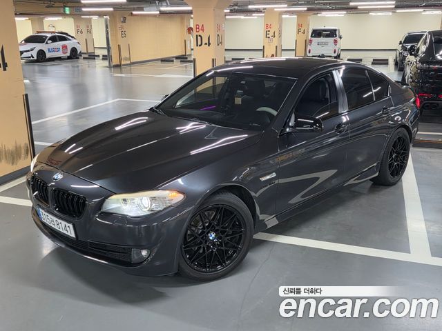BMW 5-Series 2011
