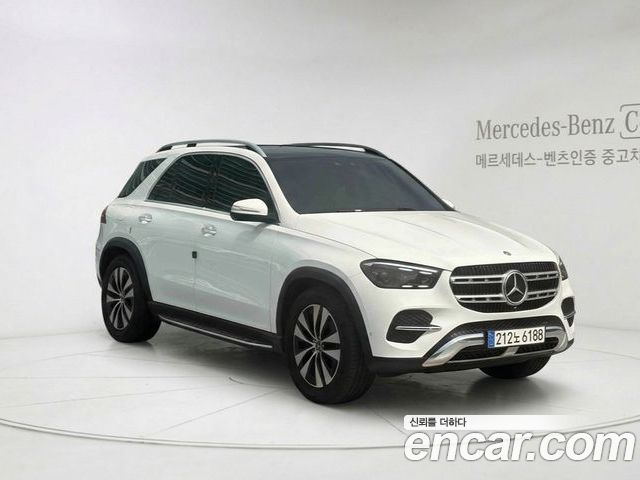 Mercedes-Benz GLE-Class 2023
