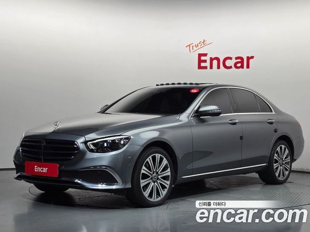 Mercedes-Benz E-Class 2022