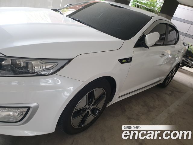 Kia K5 2011