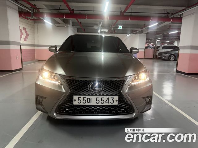 Lexus CT200h 2017