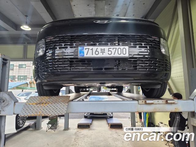 Hyundai Staria 2025