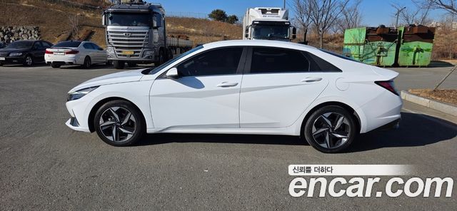 Hyundai AVANTE 2020