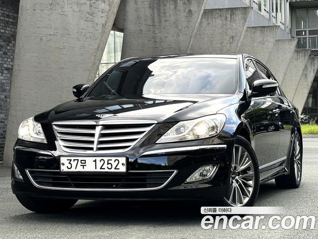 Hyundai Genesis 2013