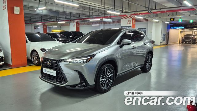 Lexus NX 2026