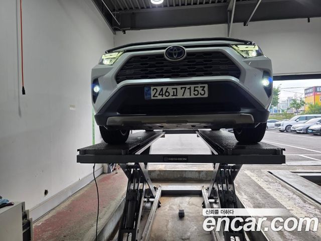 Toyota RAV4 2024
