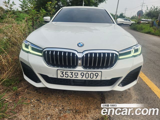 BMW 5-Series 2023