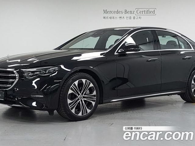 Mercedes-Benz E-Class 2025