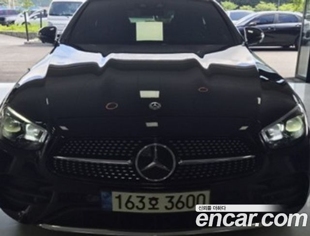 Mercedes-Benz E-Class 2021