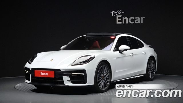 Porsche Panamera 2025