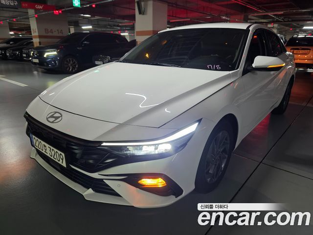 Hyundai AVANTE 2023