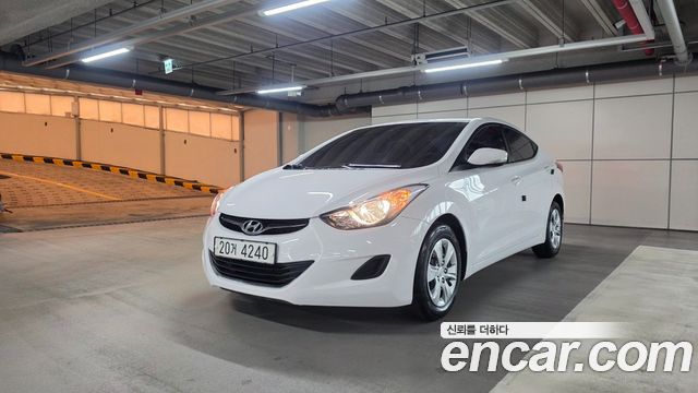 Hyundai AVANTE 2012