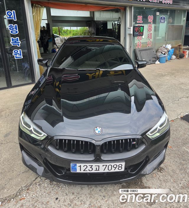 BMW 8-Series 2024