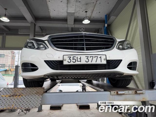 Mercedes-Benz E-Class 2014