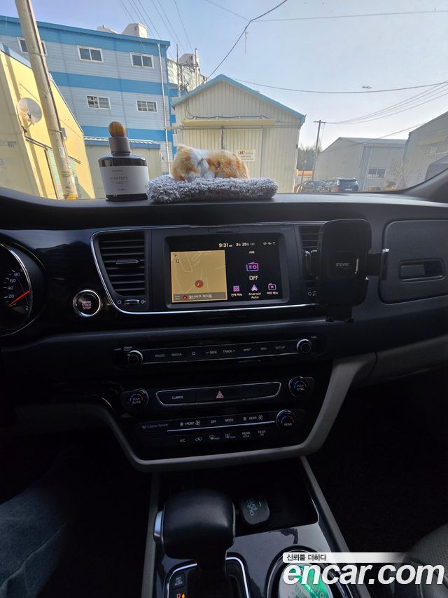Kia Canival 2018