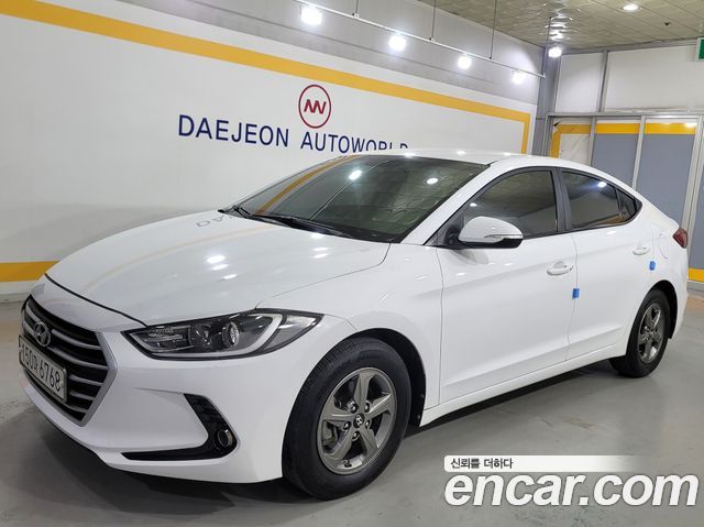Hyundai AVANTE 2016