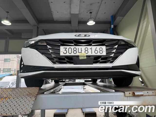 Hyundai AVANTE 2022