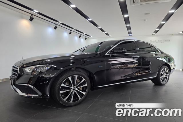 Mercedes-Benz E-Class 2021