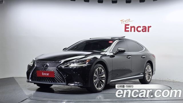 Lexus LS 2018