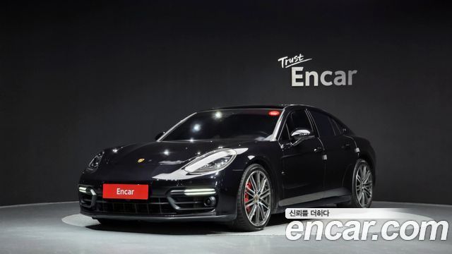 Porsche Panamera 2019