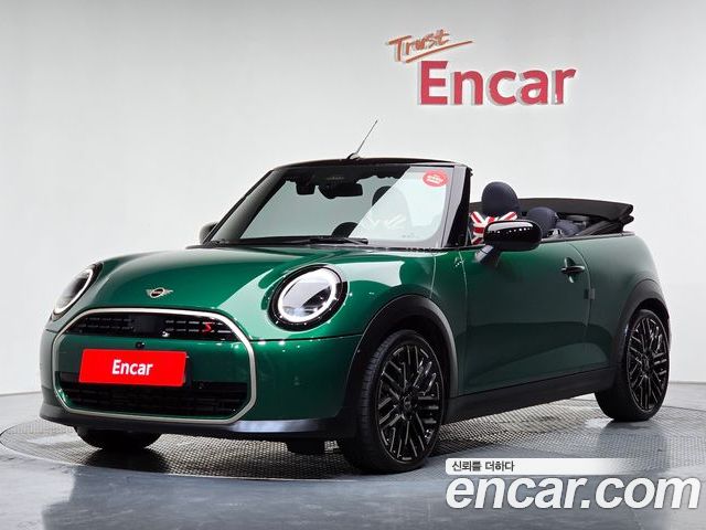 Mini Cooper Convertible 2025