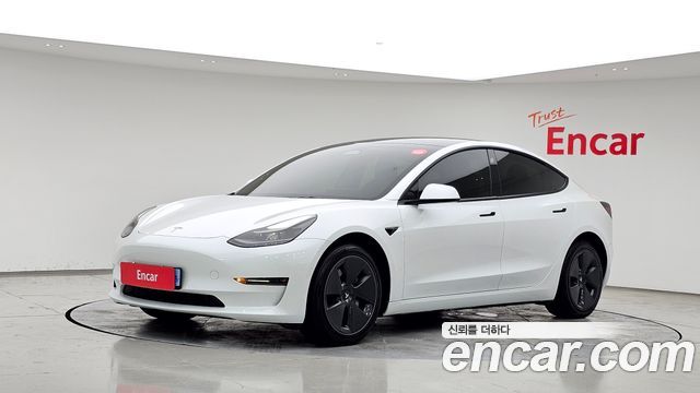 Tesla Model 3 2022