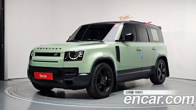 Land Rover Defender 2023