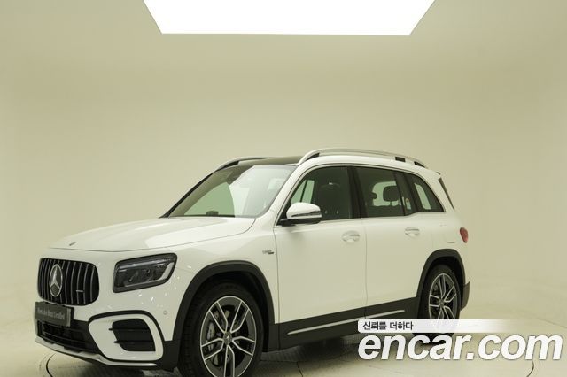 Mercedes-Benz GLB-Class 2025