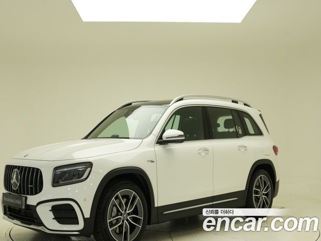 Mercedes-Benz GLB-Class 2025