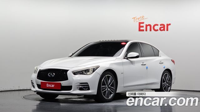 Infiniti Q50 2015