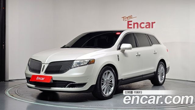 Lincoln MKT 2014