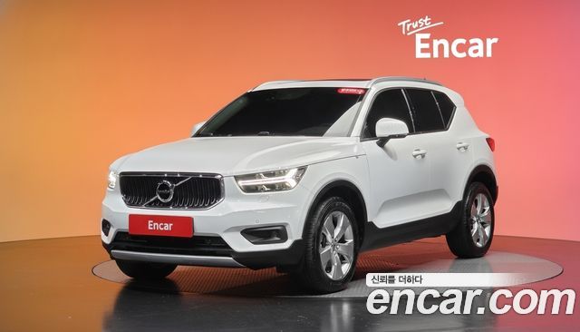 Volvo XC40 2021