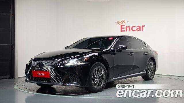 Lexus LS 2018
