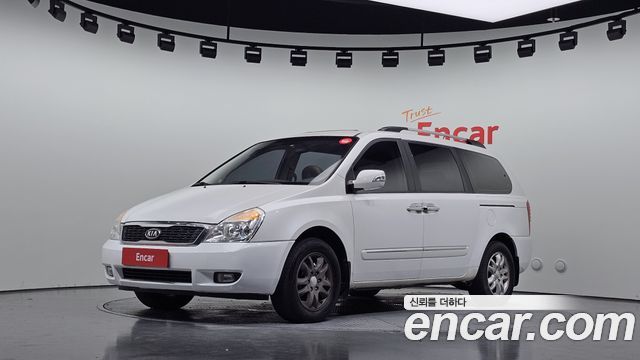 Kia Canival 2012