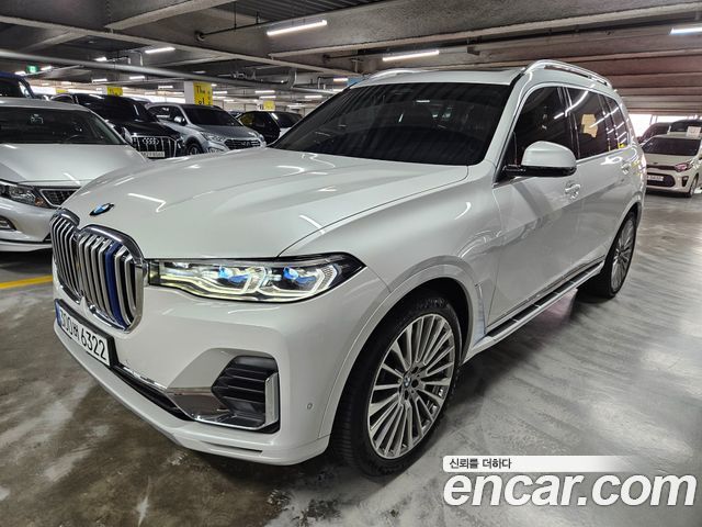 BMW X7 2021