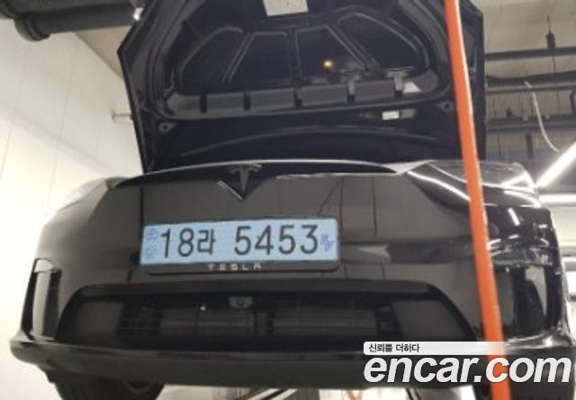 Tesla Model X 2026