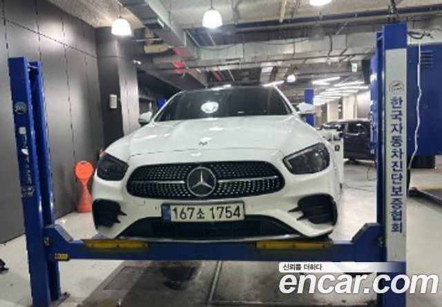 Mercedes-Benz E-Class 2021