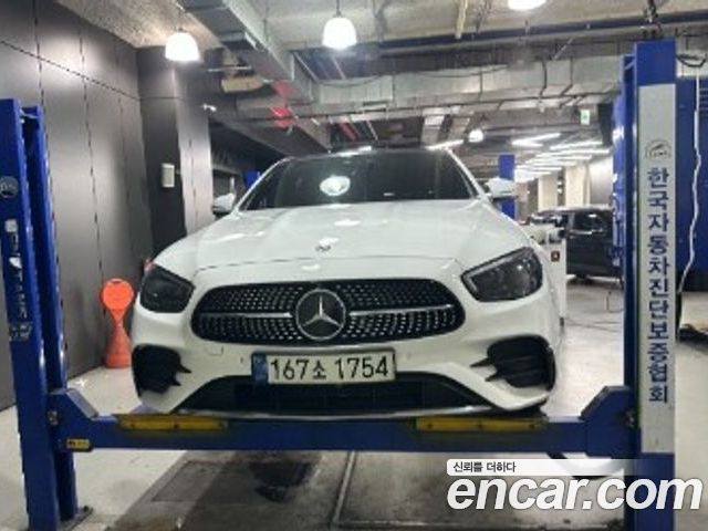 Mercedes-Benz E-Class 2021