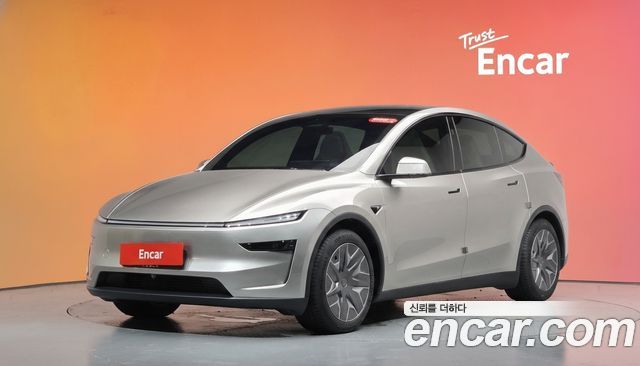 Tesla Model Y 2026