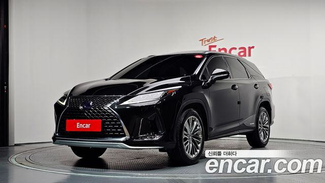 Lexus RX 2021