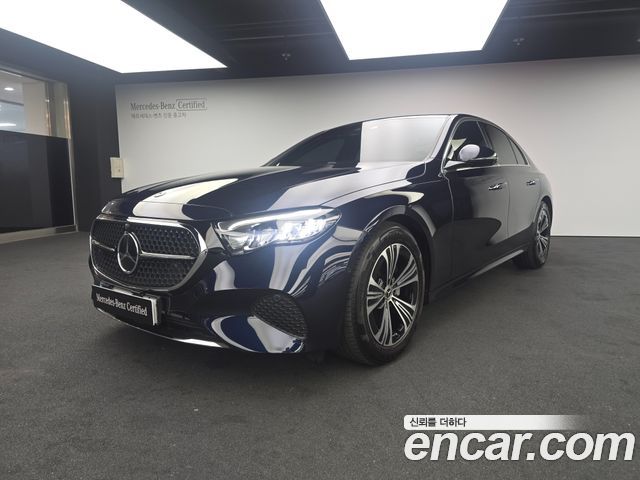 Mercedes-Benz E-Class 2024