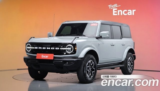 Ford Bronco 2024