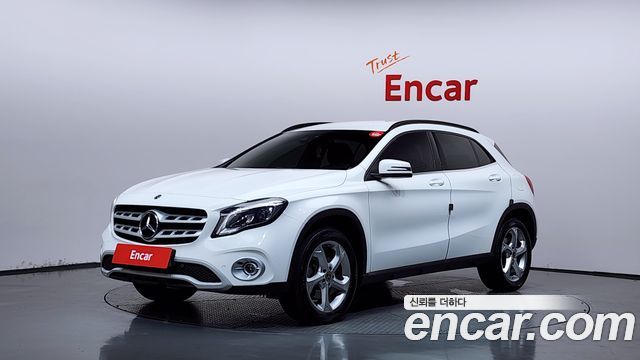 Mercedes-Benz GLA-Class 2019