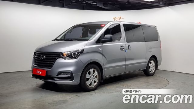 Hyundai Starex 2018