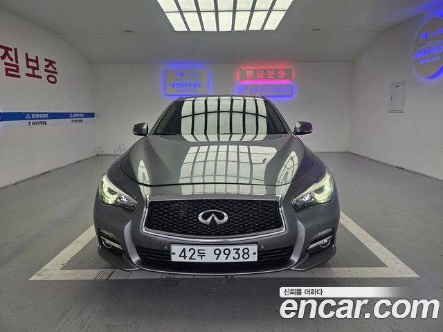 Infiniti Q50 2015