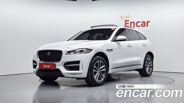 Jaguar F-PACE 2017