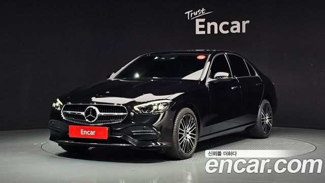 Mercedes-Benz C-Class 2024