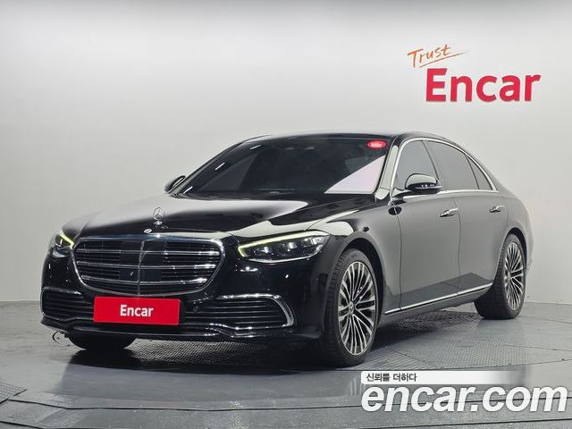 Mercedes-Benz S-Class 2021
