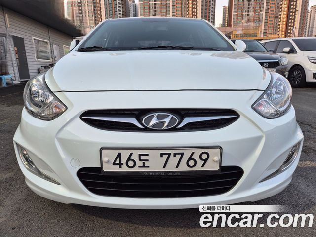 Hyundai Accent 2011